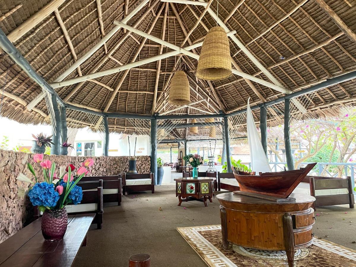 ホテル Five Palms ブウェワウ エクステリア 写真
